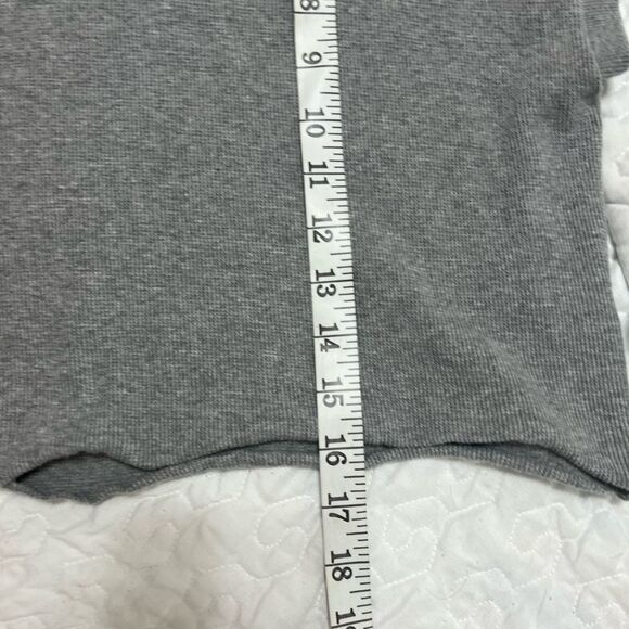 Adidas HE1476 Blue Version Waffle Crop
Top Grey Medium Gray 2021 - Picture 15 of 16